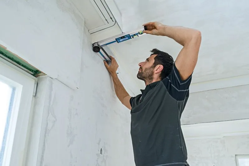 زاویه‌سنج دیجیتال چندکاره بوش مدل GAM 220 MF