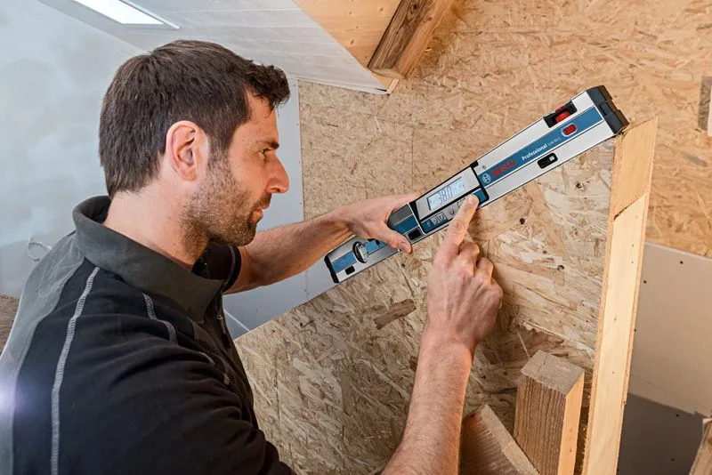 شیب‌سنج دیجیتال بوش مدل GIM 60 L